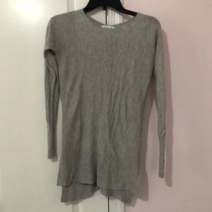 Elle XS gray light weight sweater.
